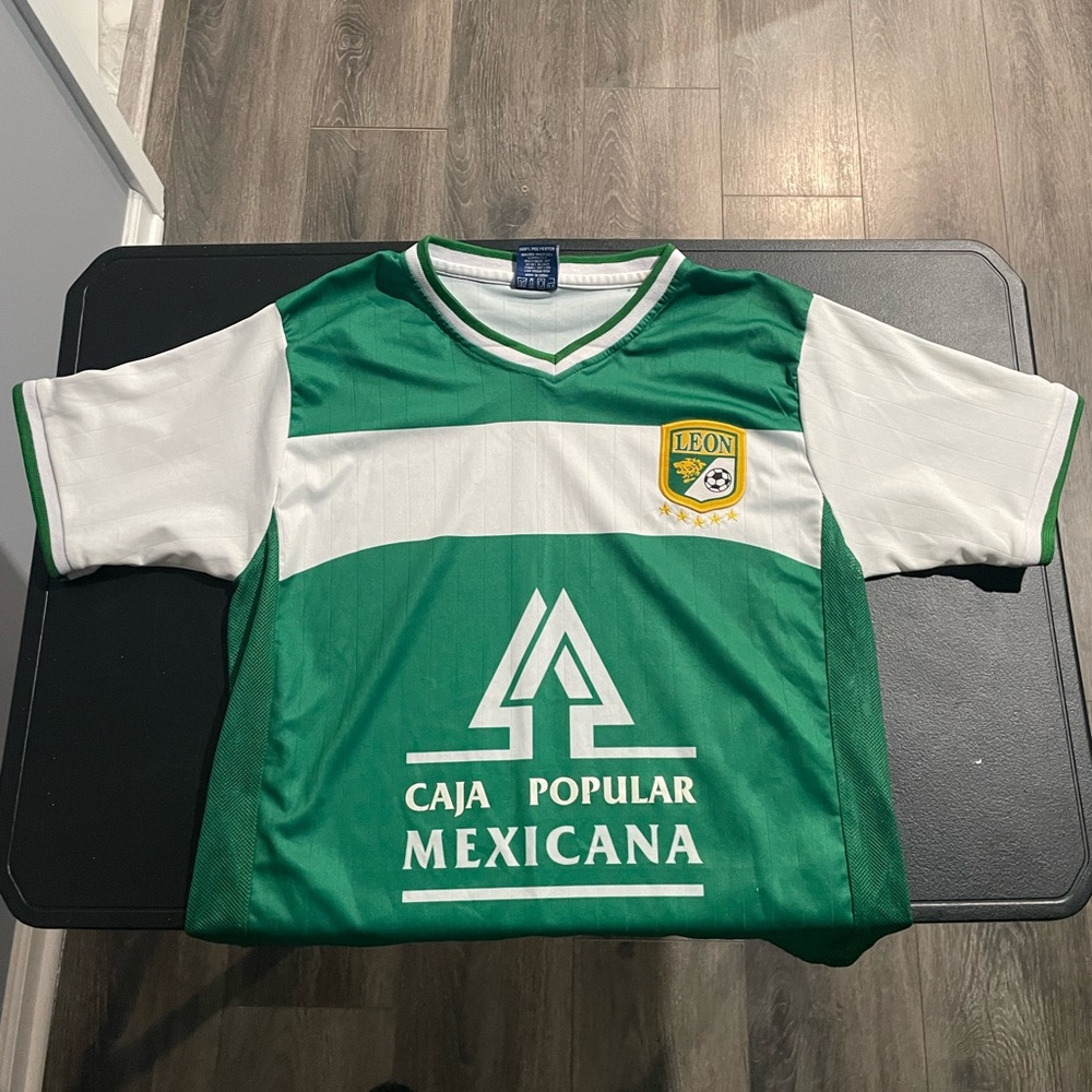 Leon Mexico soccer league jersey